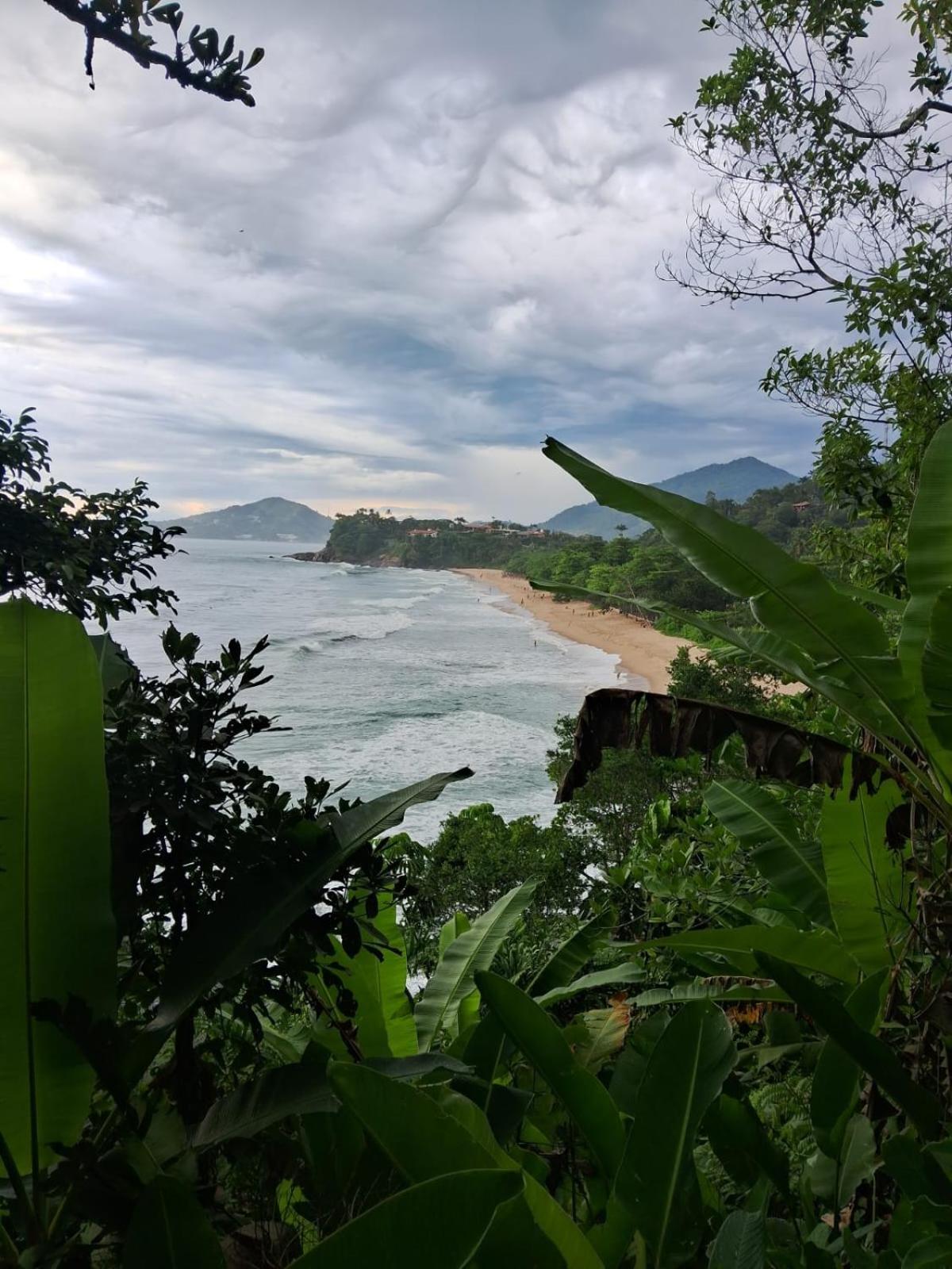 Efferus Hostel Ubatuba Esterno foto